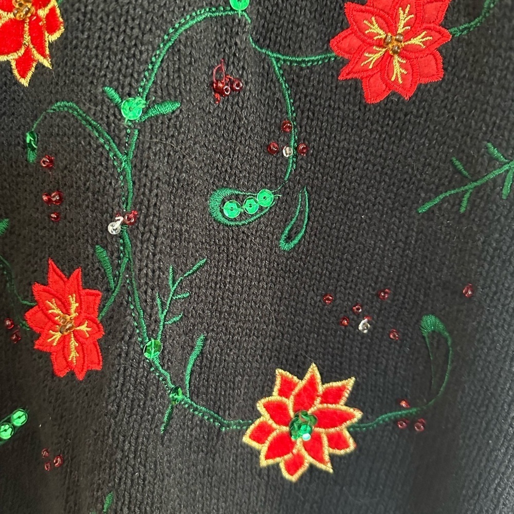 Holiday Editions Christmas Sweater Vest Knit Embroidered Poinsettia Size 1X - Picture 3 of 8